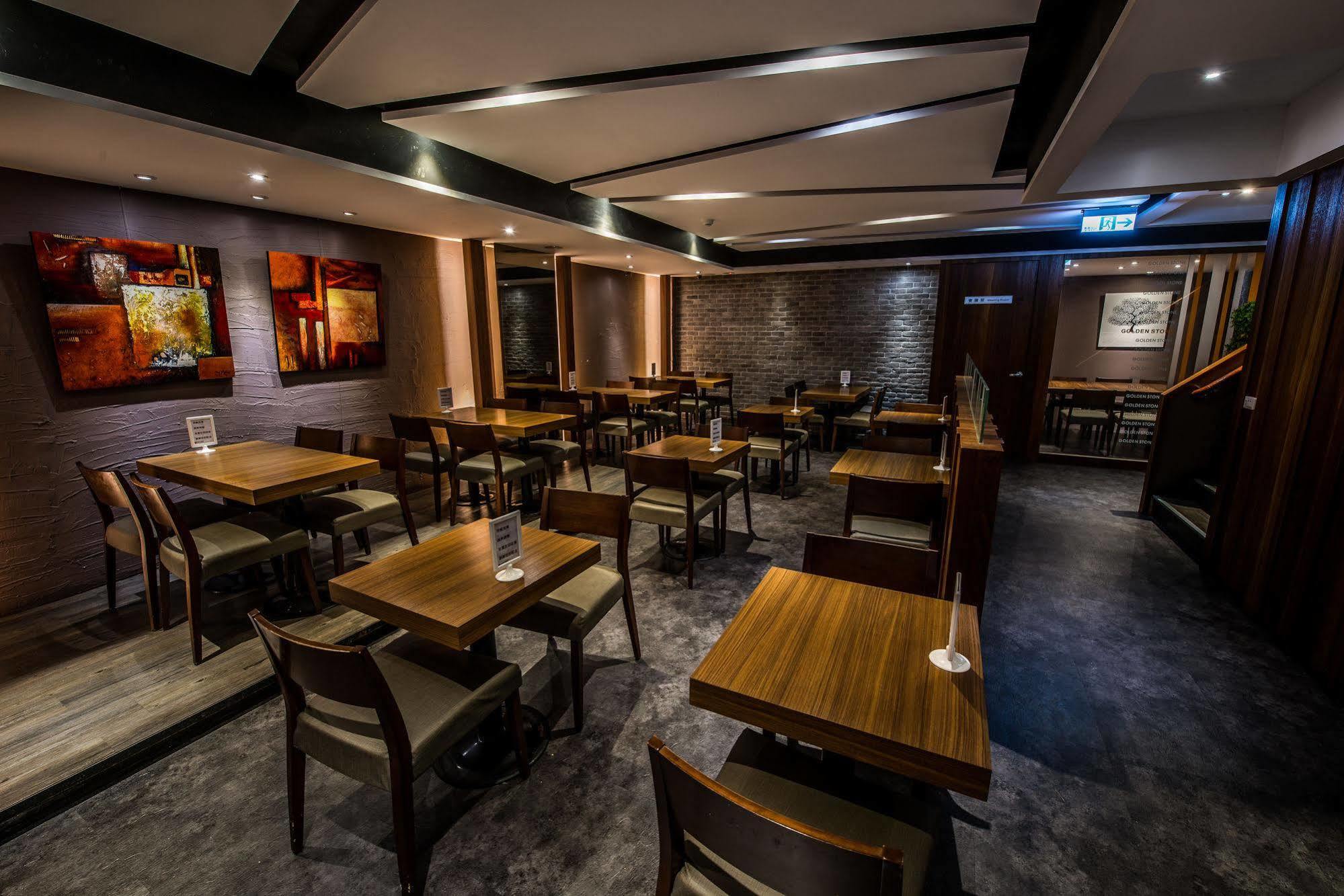 Wecan Hotel Kaohsiung Esterno foto